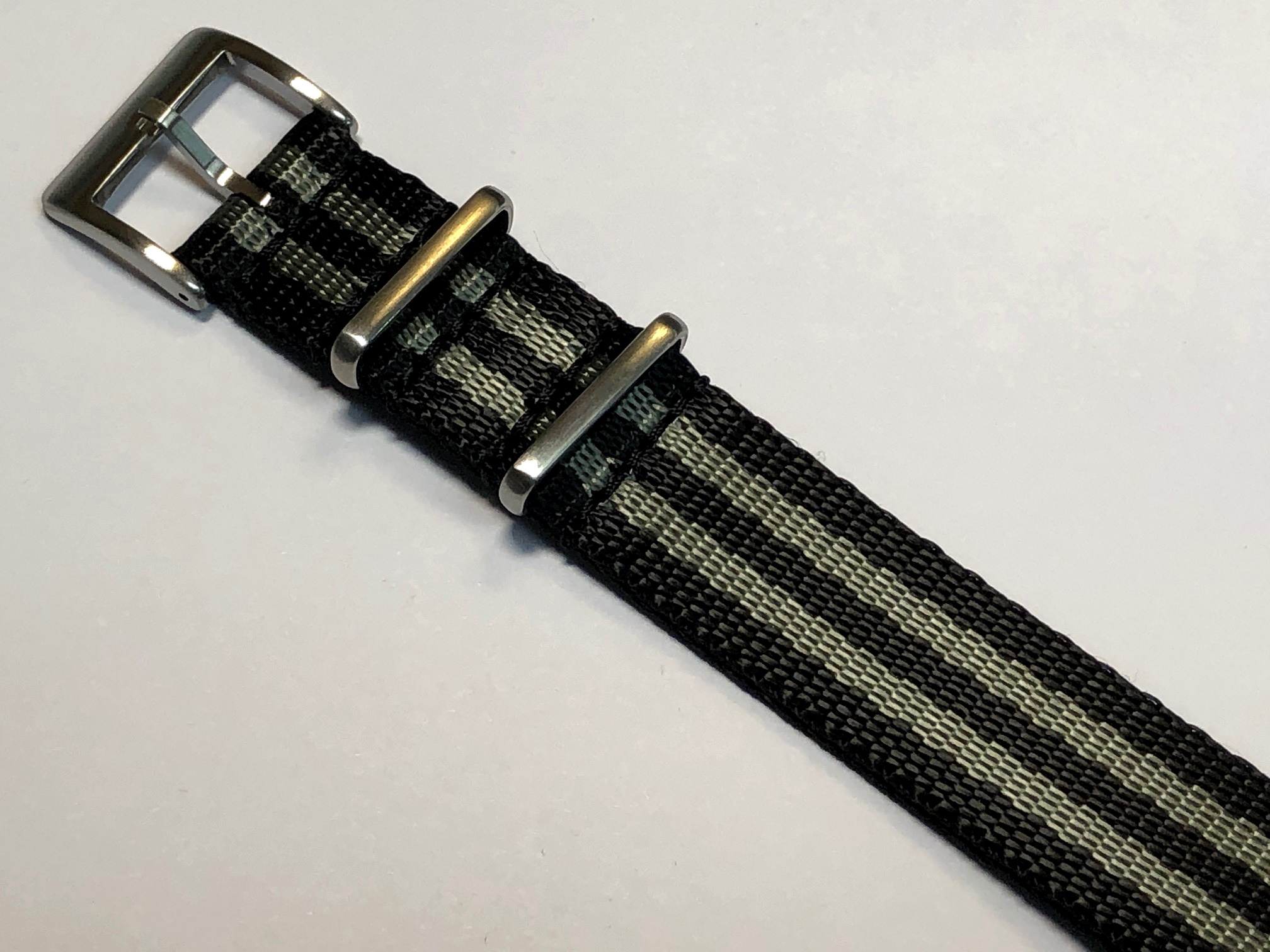 Fabric strap - NATO Watch Strap Black / Silver James Bond style made of Nylon - Superior Quality