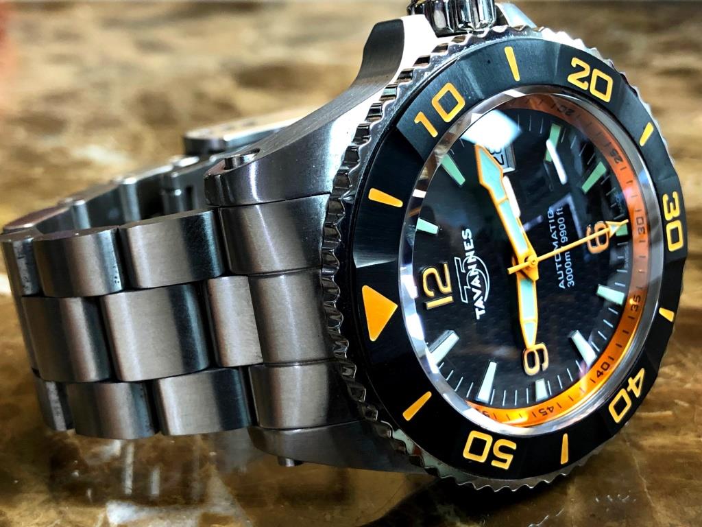 Tavannes Ocean Edge Gents LIMITED EDITION Diving Watch Orange 3000m /9900 ft Box Papers