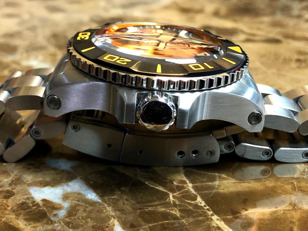 Tavannes Ocean Edge Gents LIMITED EDITION Diving Watch Orange 3000m /9900 ft Box Papers