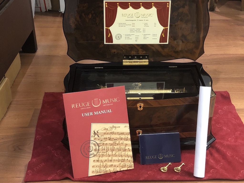 Reuge Music Box Company Masterpiece 72 Note Interchangeable 5 Movement, 15 Tune Crescendo/Dolce Vita Music Box
