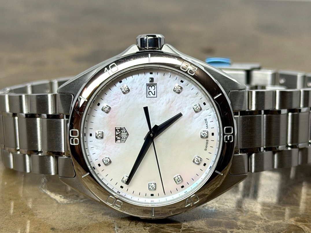 Tag Heuer Formula One quartz 35mm midsize Mother of Pearl Diamond Dial with box and papers WBJ1319 never worn