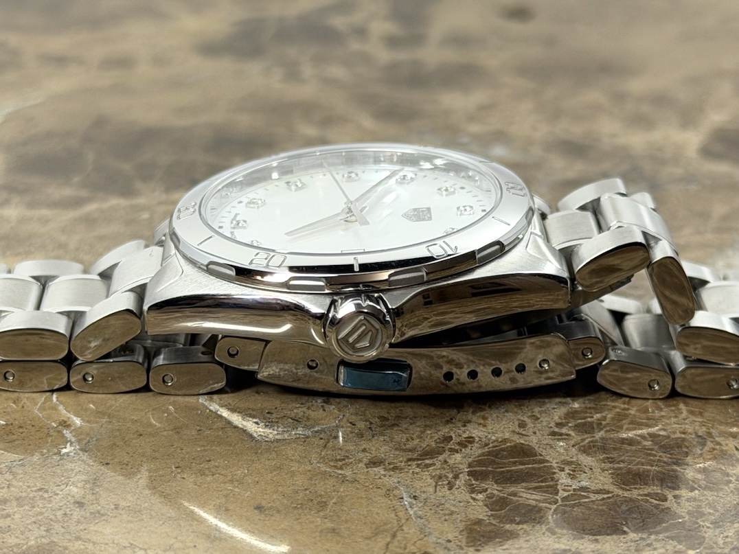 Tag Heuer Formula One quartz 35mm midsize Mother of Pearl Diamond Dial with box and papers WBJ1319 never worn