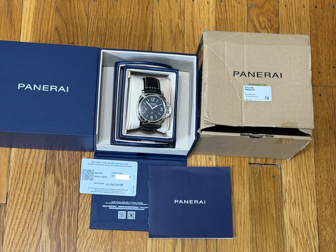 Panerai Luminor Logo PAM01084 44mm Mechanical Wind Black Dial with Logo Box Papers Card Year 2025