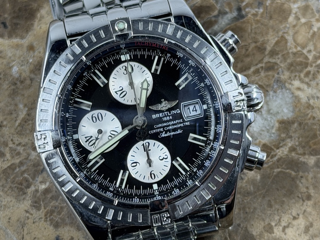 Breitling Chronomat Evolution Automatic 43.7mm Black Dial Model A13356 year 2005