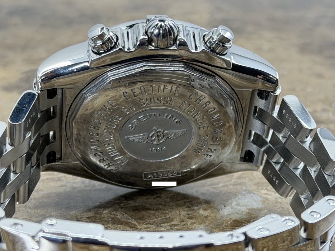 Breitling Chronomat Evolution Automatic 43.7mm Black Dial Model A13356 year 2005