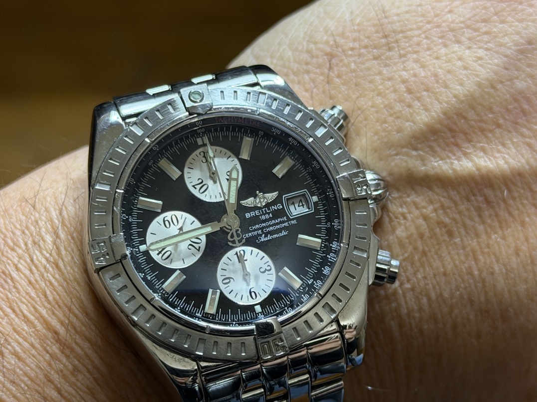 Breitling Chronomat Evolution Automatic 43.7mm Black Dial Model A13356 year 2005