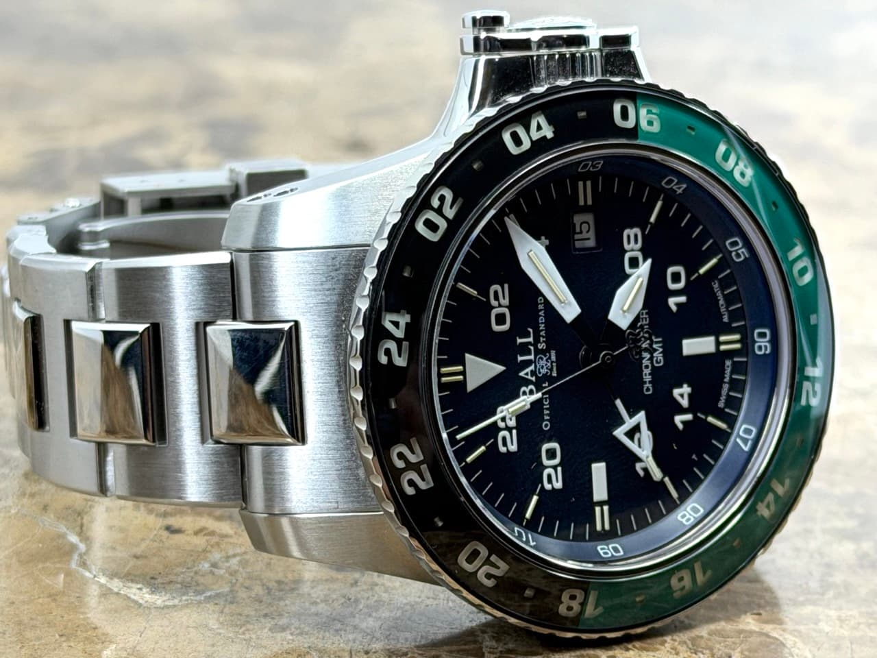 BALL Engineer Hydrocarbon AeroGMT II 40mm Automatic Black Green Bezel Sprite Blue Dial DG2018C-S11C-BE Box Papers Card