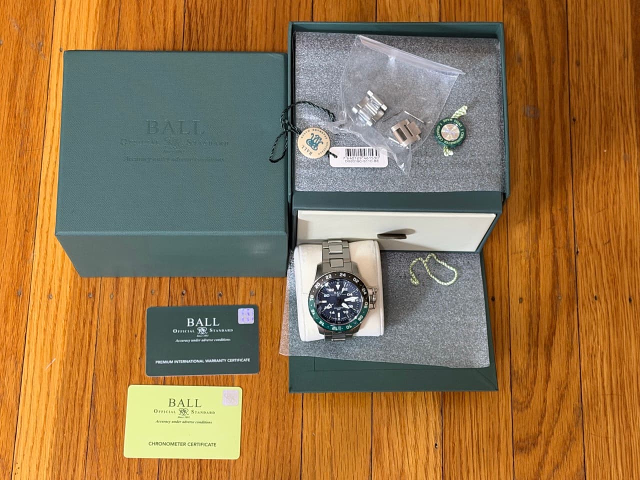 BALL Engineer Hydrocarbon AeroGMT II 40mm Automatic Black Green Bezel Sprite Blue Dial DG2018C-S11C-BE Box Papers Card