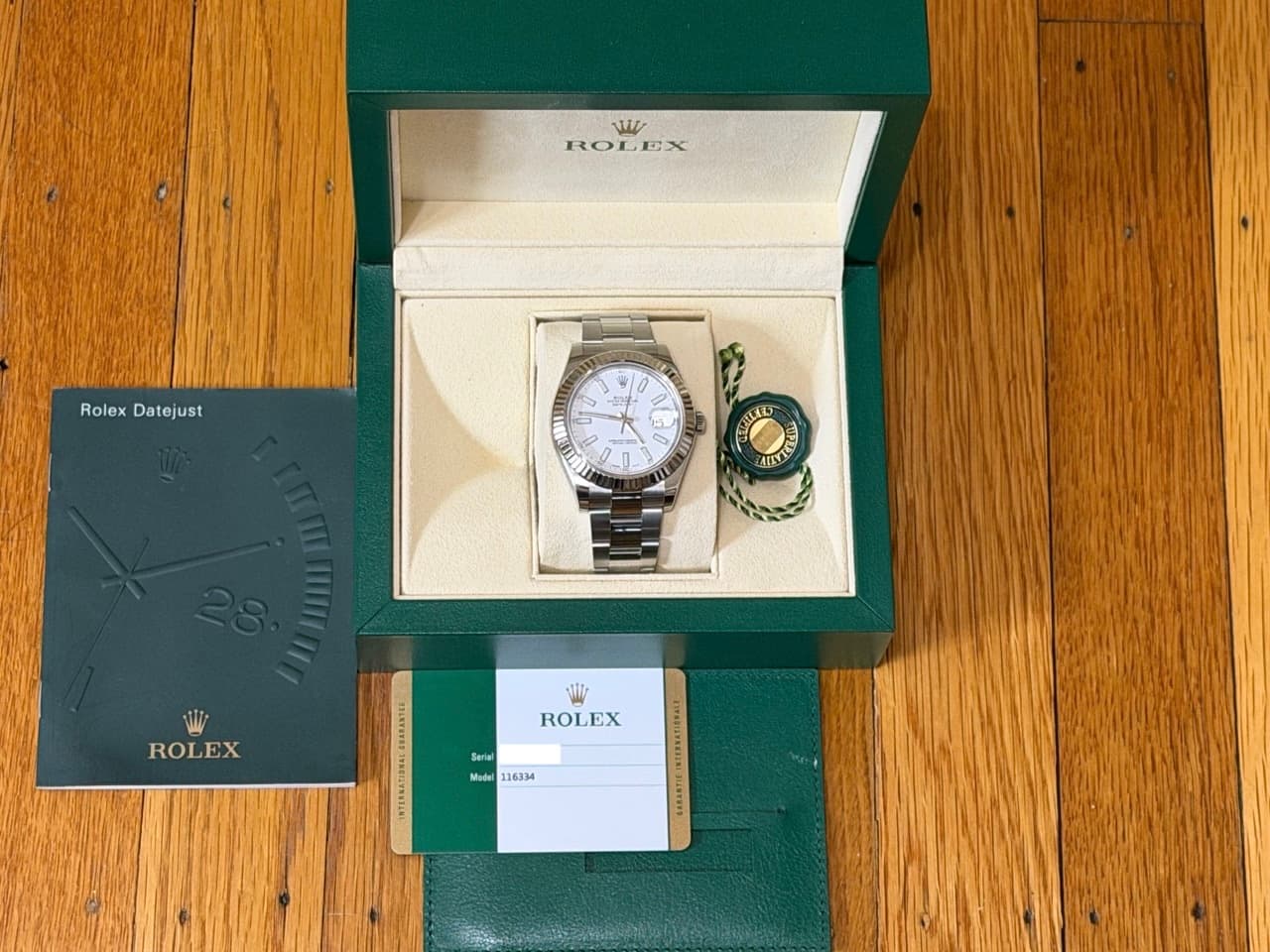 Rolex Datejust 41mm Automatic White Index 18k White Gold fluted bezel Oyster Bracelet 116334 Box Papers