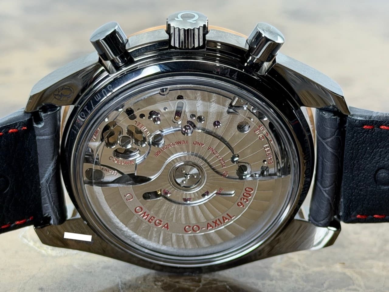 Omega DARK SIDE OF THE MOON Grey Ceramic Meteorite Dial 18K Sedna gold 44.25 MM Box Papers Cards 311.63.44.51.99.001