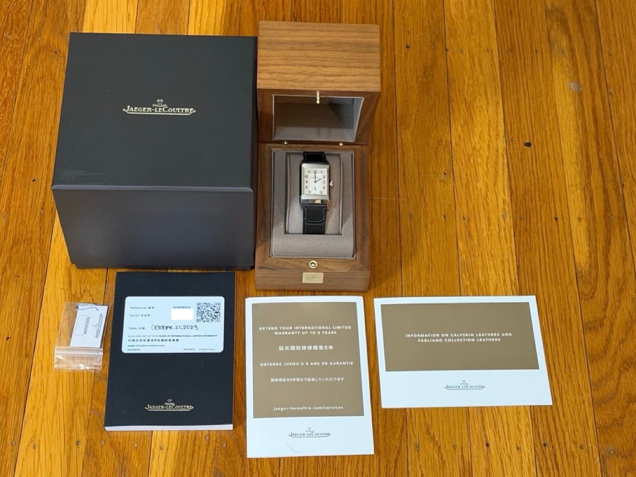 Jaeger LeCoultre REVERSO Classic Large Small Seconds 27mm x 45mm Mechanical Silver Dial Box Papers Card Q3858522