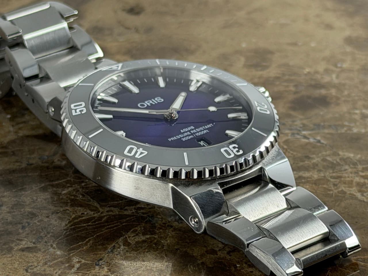 Oris Aquis Date TASTE OF SUMMER 43.5mm Automatic Purple Dial with Box papers card 01 733 7789 4158 - Image 5