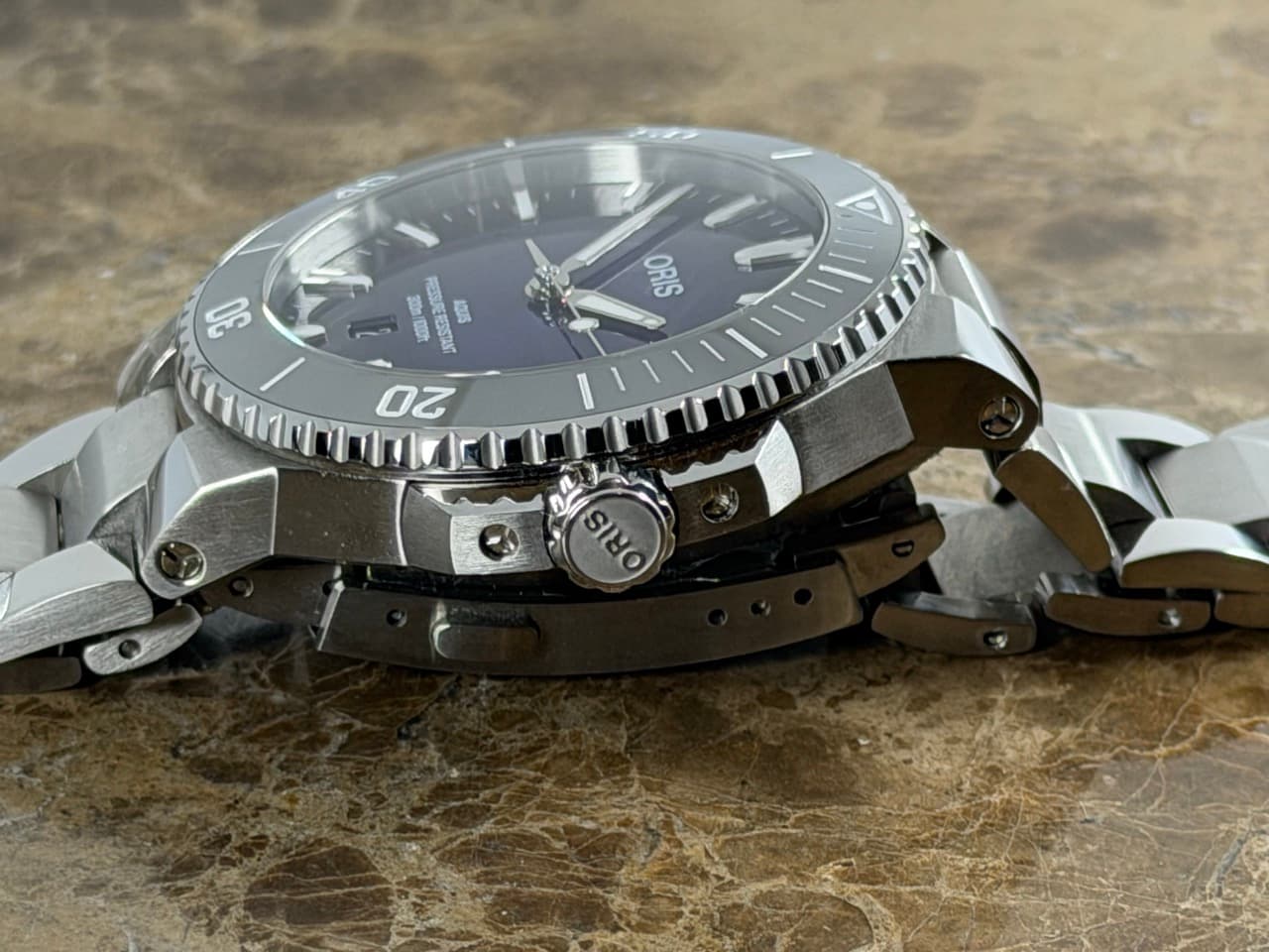 Oris Aquis Date TASTE OF SUMMER 43.5mm Automatic Purple Dial with Box papers card 01 733 7789 4158 - Image 8