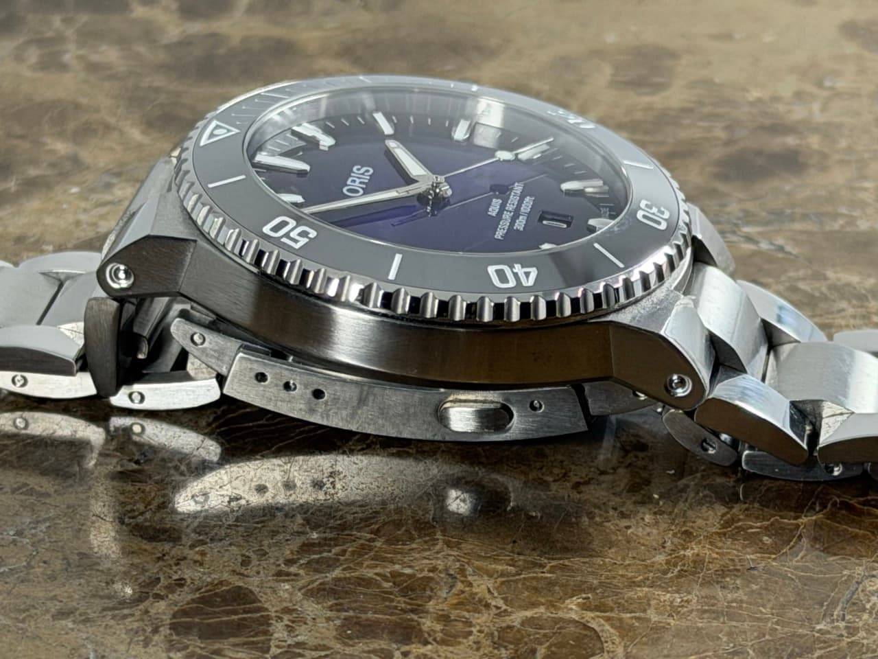 Oris Aquis Date TASTE OF SUMMER 43.5mm Automatic Purple Dial with Box papers card 01 733 7789 4158 - Image 9