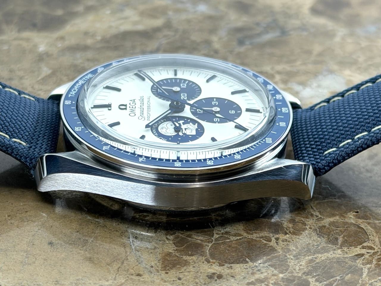 Omega Speedmaster SNOOPY 42mm Manual Wind Anniversary Limited Edition Box Papers Cards Year 2024 - Image 7