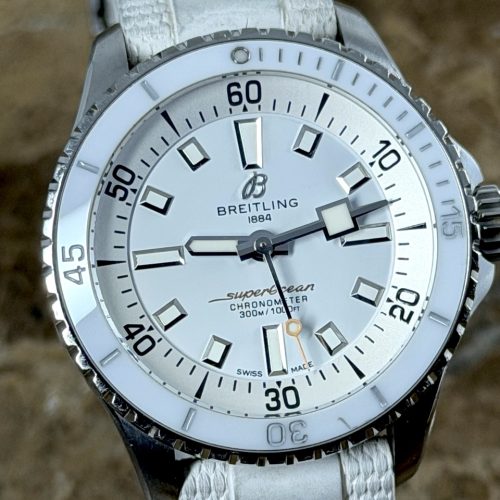 Breitling SuperOcean 36 Automatic White Dial on a Rubber Dive strap with Breitling Box Papers A17377211A1S1