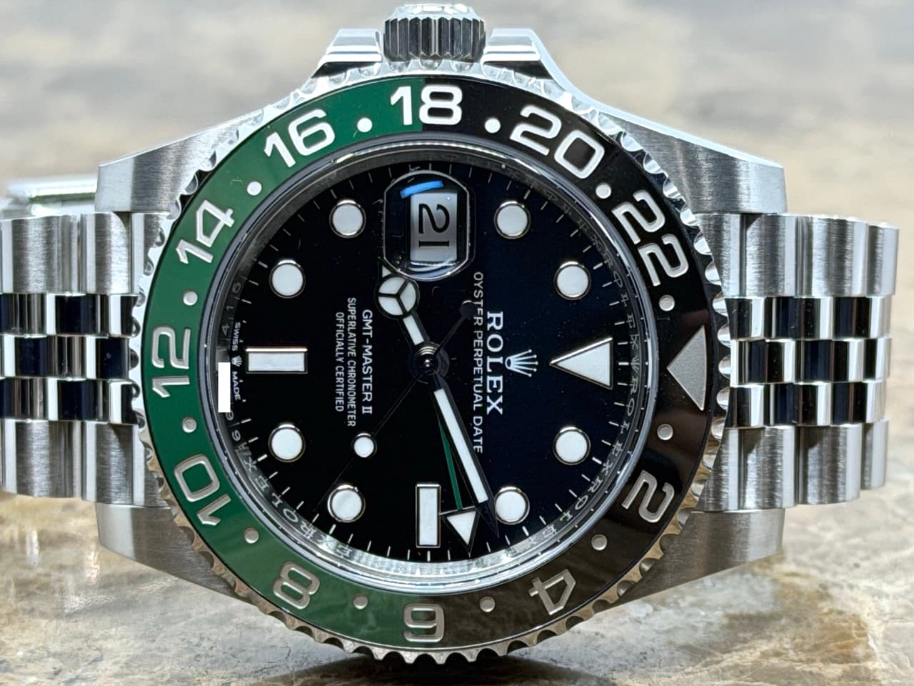 Rolex GMT MASTER II Sprite 40mm Black Green Bezel Jubilee LEFT HANDED 126720VTNR with Box and Papers Year 2025 - Image 3