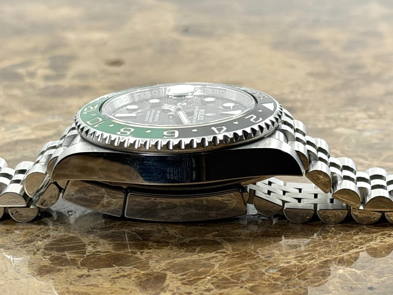 Rolex GMT MASTER II Sprite 40mm Black Green Bezel Jubilee LEFT HANDED 126720VTNR with Box and Papers Year 2025 - Image 10