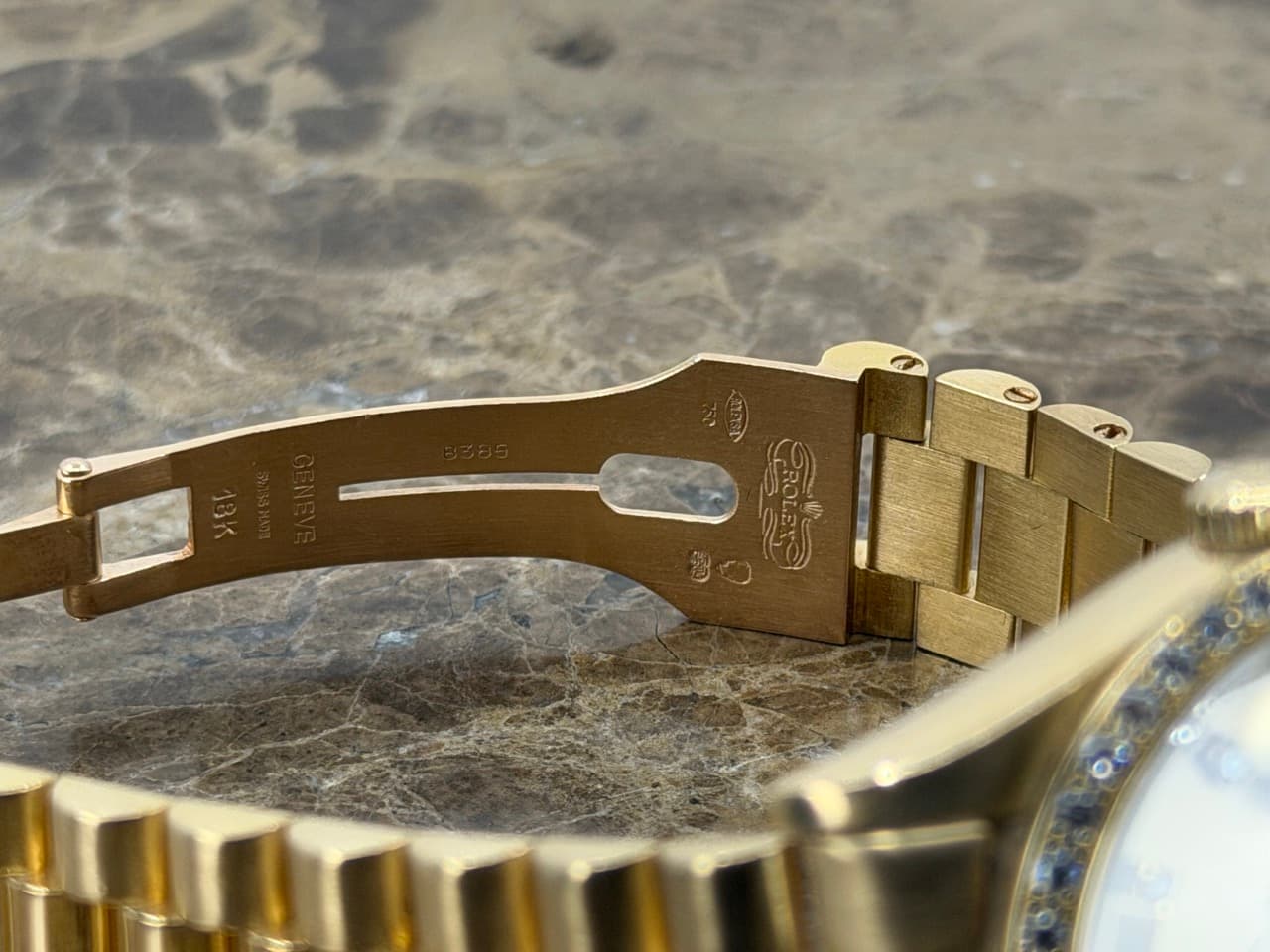 Rolex President Day Date 36mm 18k Yellow Gold Automatic 18348 DOUBLE QUICK Factory Diamond Bezel and Dial - Image 6