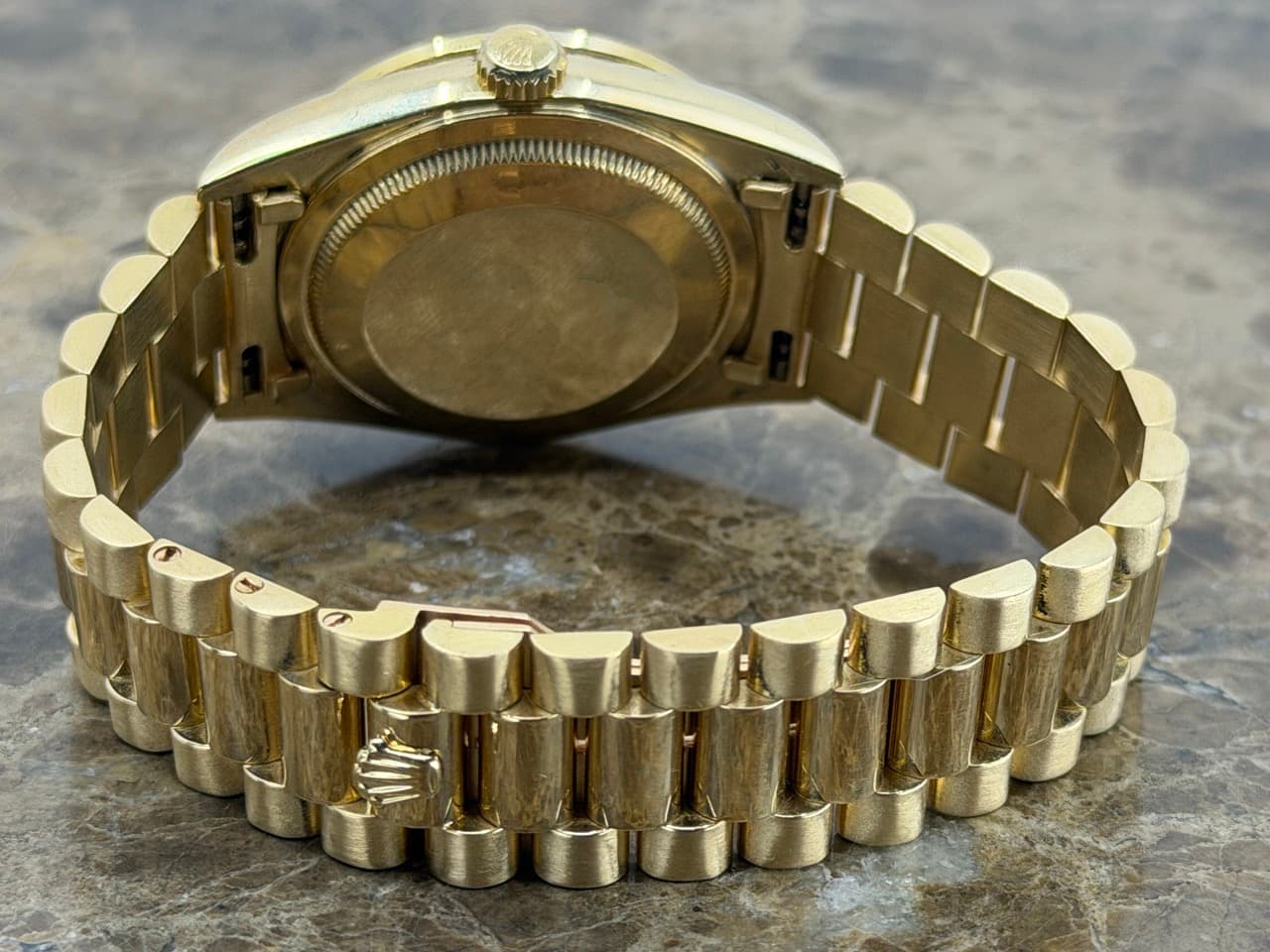 Rolex President Day Date 36mm 18k Yellow Gold Automatic 18348 DOUBLE QUICK Factory Diamond Bezel and Dial - Image 7