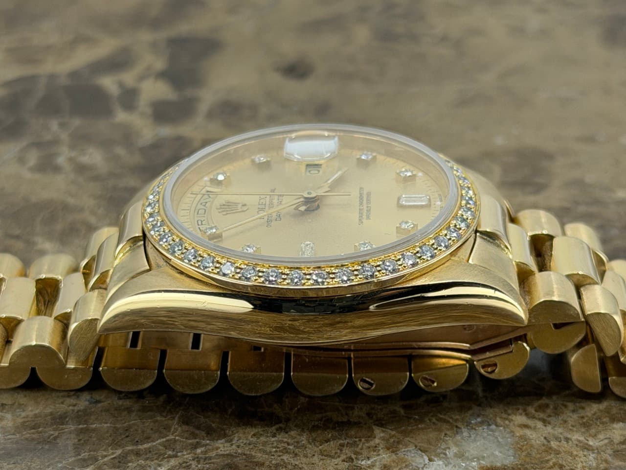Rolex President Day Date 36mm 18k Yellow Gold Automatic 18348 DOUBLE QUICK Factory Diamond Bezel and Dial - Image 9