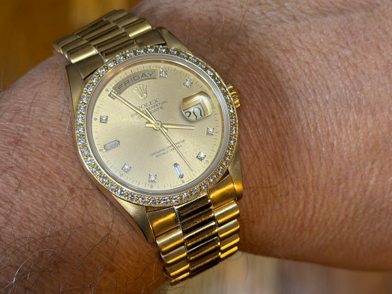 Rolex President Day Date 36mm 18k Yellow Gold Automatic 18348 DOUBLE QUICK Factory Diamond Bezel and Dial - Image 10