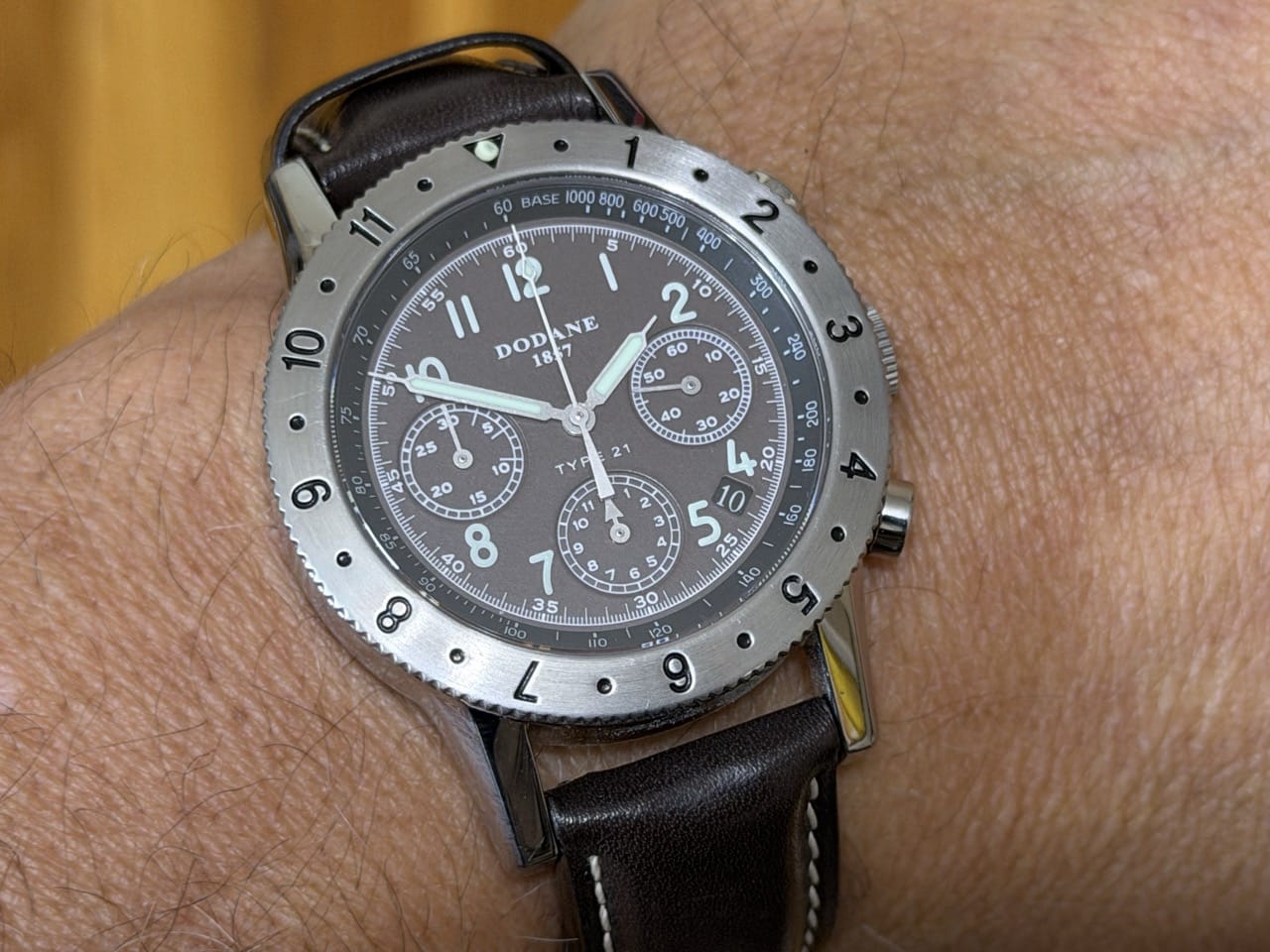 Dodane 1857 TYPE 21 Chronograph Flyback 41.5mm Automatic Three Register Matte Brown Dial with Box Papers Card - Image 12