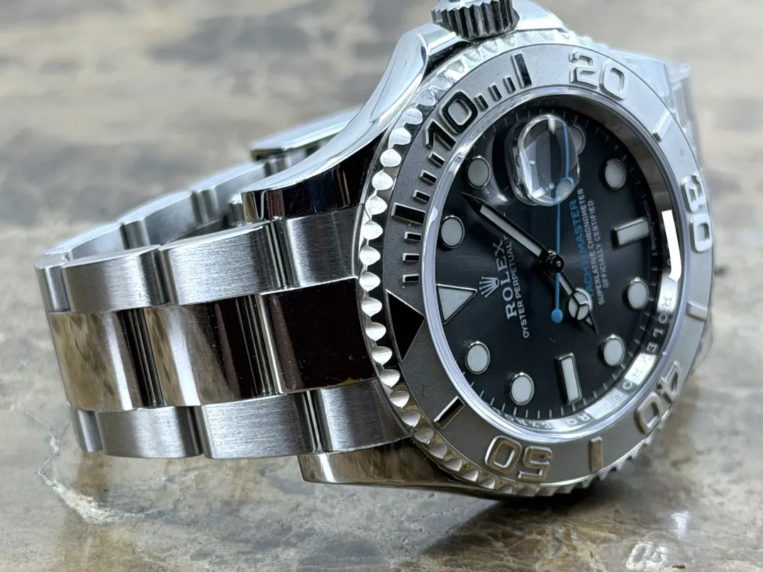 Rolex Yachtmaster Steel & Platinum 40mm Automatic with Rhodium Dial 116622 with Box and Papers